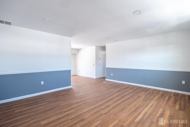 72-D Haven Drive 500, Old Bridge, NJ 07747