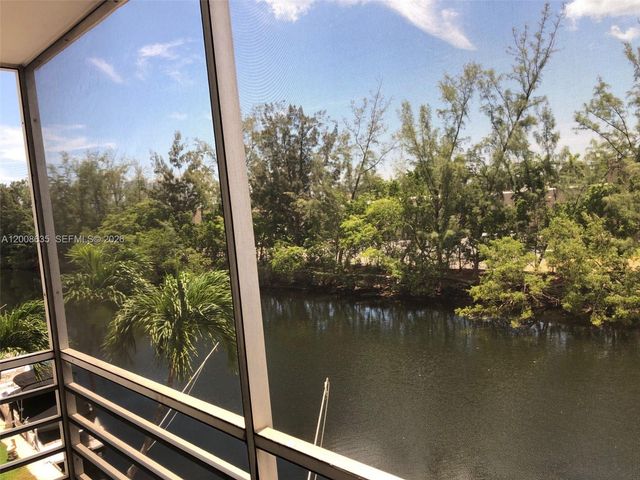 3660 NE 166th St 305, North Miami Beach, FL 33160