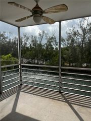 3660 NE 166th St 305, North Miami Beach, FL 33160