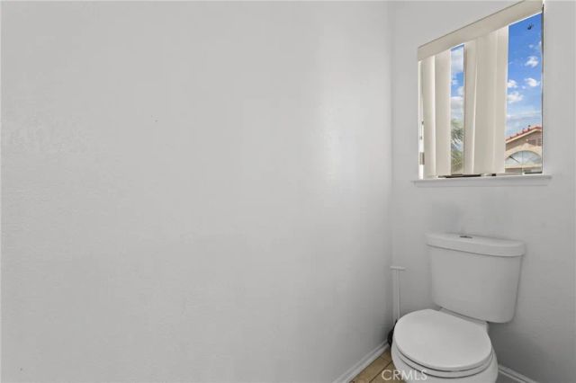 37900 52nd East, Palmdale, CA 93552