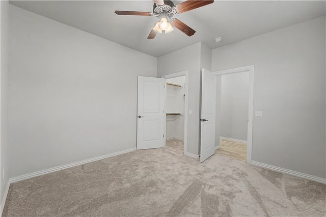 6159 W Limerick Way, Fayetteville, AR 72704