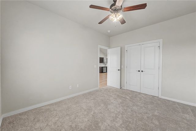 6159 W Limerick Way, Fayetteville, AR 72704