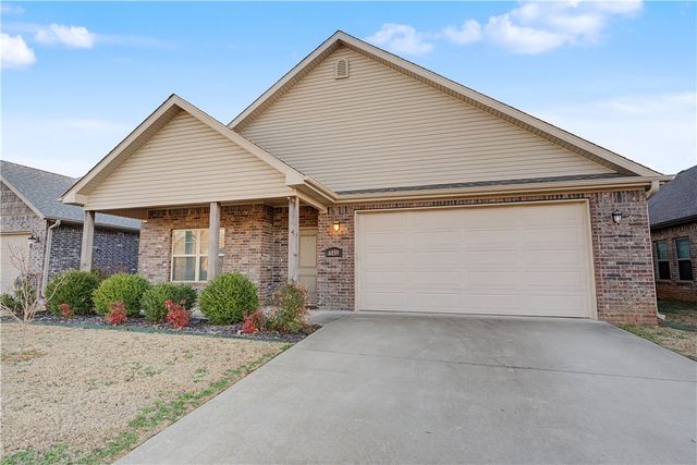 6159 W Limerick Way, Fayetteville, AR 72704