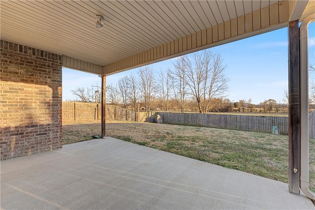 6159 W Limerick Way, Fayetteville, AR 72704