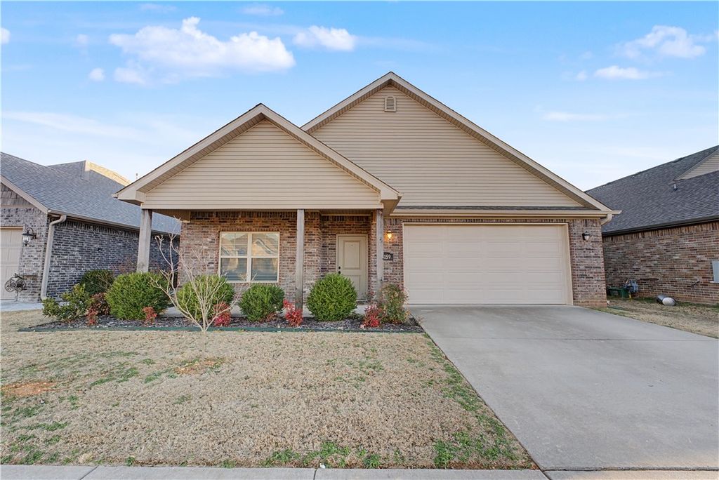 6159 W Limerick Way, Fayetteville, AR 72704