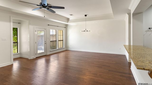 7945 Seville Ct, Baton Rouge, LA 70820