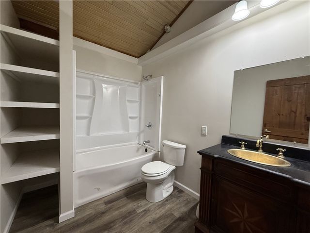 8925 West Fork Lane, Harrison, AR 72601