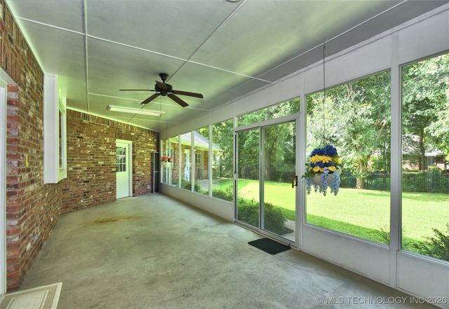 13706 S 18th Street, Bixby, OK 74008