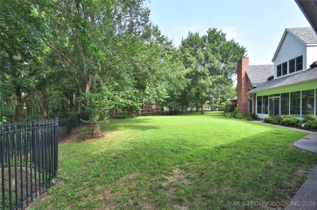 13706 S 18th Street, Bixby, OK 74008