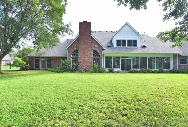 13706 S 18th Street, Bixby, OK 74008