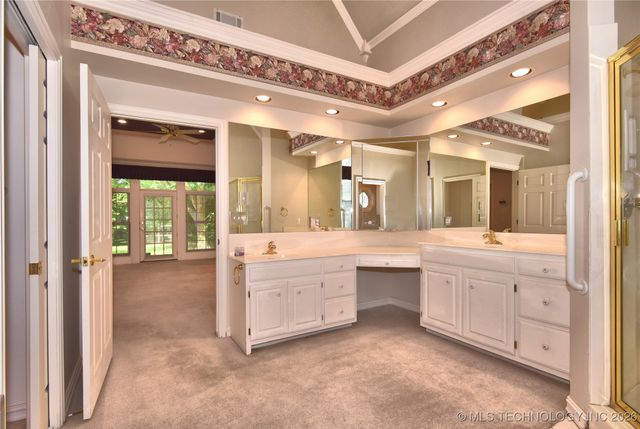 13706 S 18th Street, Bixby, OK 74008