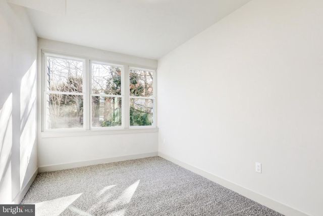 1081 WYNNWOOD RD, Abington, PA 19001