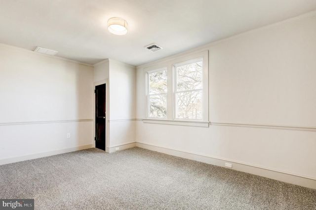 1081 WYNNWOOD RD, Abington, PA 19001