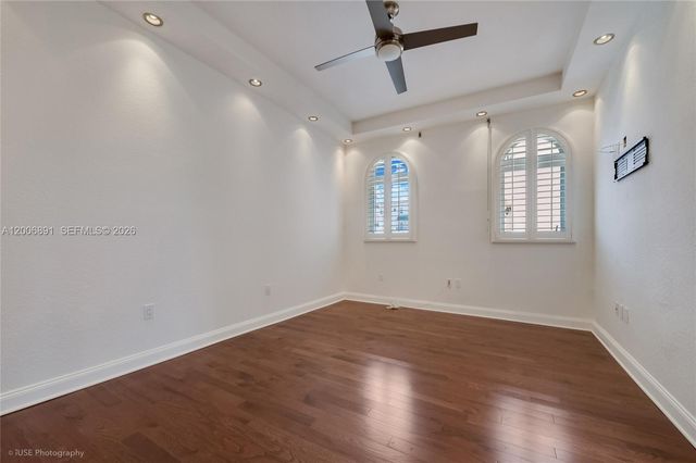 13643 Deering Bay Dr 146, Coral Gables, FL 33158