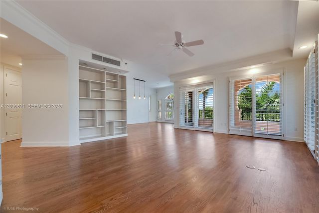 13643 Deering Bay Dr 146, Coral Gables, FL 33158