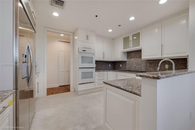 13643 Deering Bay Dr 146, Coral Gables, FL 33158