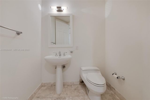 13643 Deering Bay Dr 146, Coral Gables, FL 33158