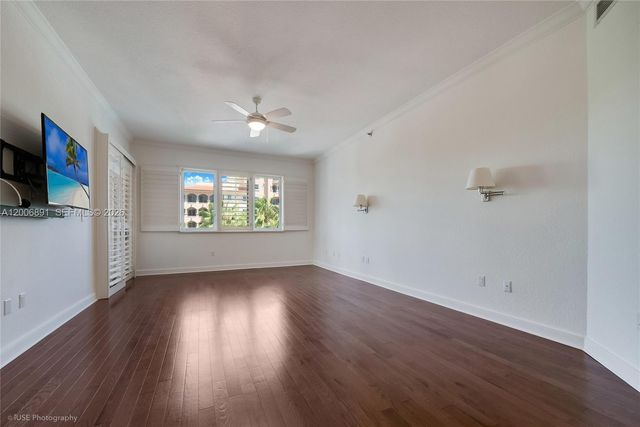 13643 Deering Bay Dr 146, Coral Gables, FL 33158