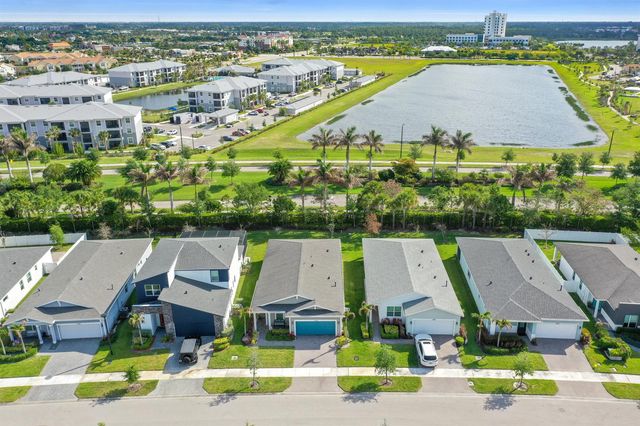 11893 SW Lyra Drive, Port St. Lucie, FL 34987