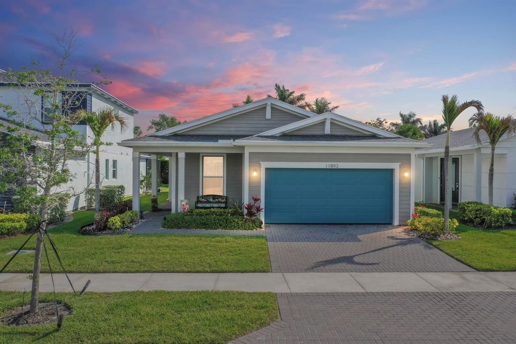 11893 SW Lyra Drive, Port St. Lucie, FL 34987