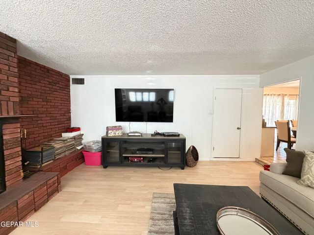 10258 SAIGON Drive, El Paso, TX 79925