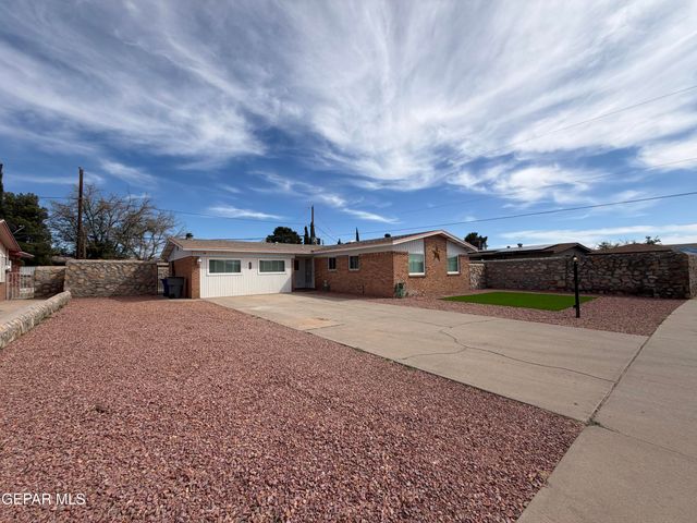 10258 SAIGON Drive, El Paso, TX 79925