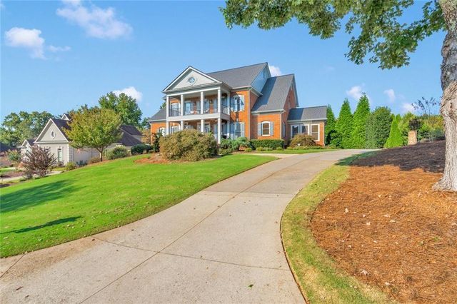 6930 Blackthorn Lane, Suwanee, GA 30024