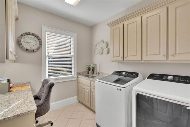 6930 Blackthorn Lane, Suwanee, GA 30024