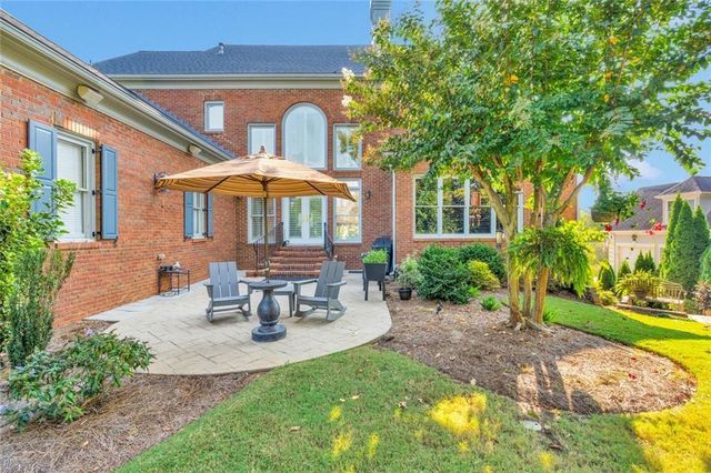 6930 Blackthorn Lane, Suwanee, GA 30024