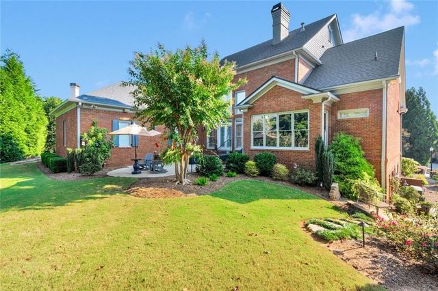 6930 Blackthorn Lane, Suwanee, GA 30024