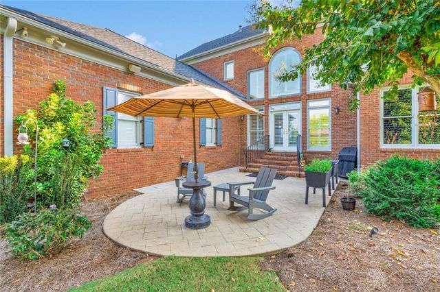 6930 Blackthorn Lane, Suwanee, GA 30024