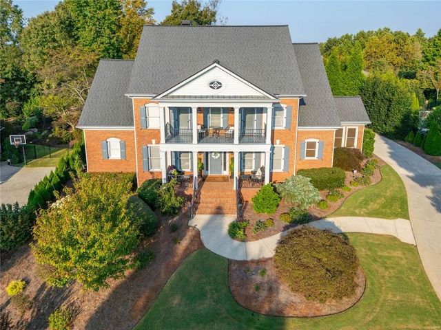 6930 Blackthorn Lane, Suwanee, GA 30024