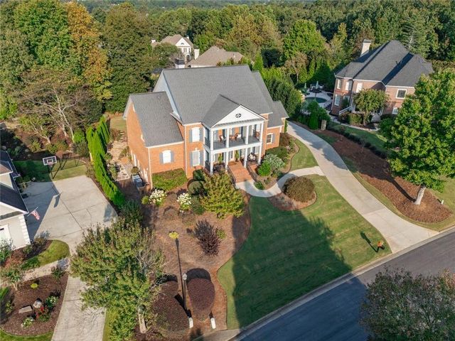 6930 Blackthorn Lane, Suwanee, GA 30024