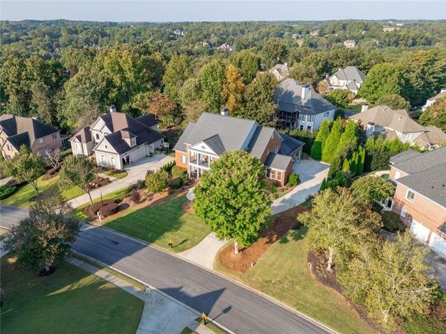 6930 Blackthorn Lane, Suwanee, GA 30024