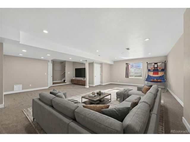 8803 Flattop St, Arvada, CO 80007
