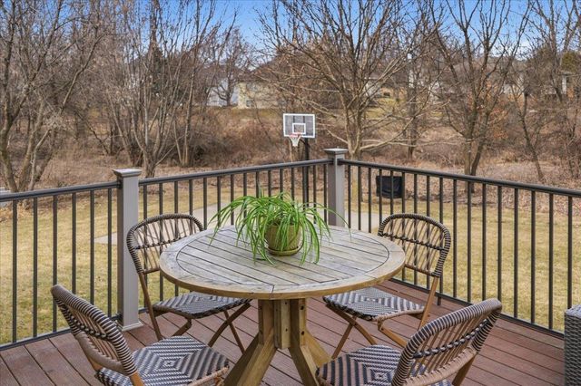 1918 Corinth Drive, Sun Prairie, WI 53590