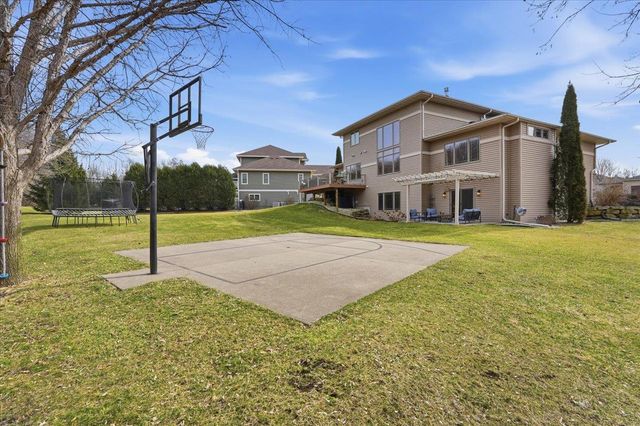 1918 Corinth Drive, Sun Prairie, WI 53590