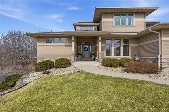 1918 Corinth Drive, Sun Prairie, WI 53590