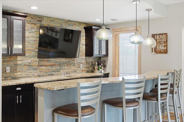 1918 Corinth Drive, Sun Prairie, WI 53590