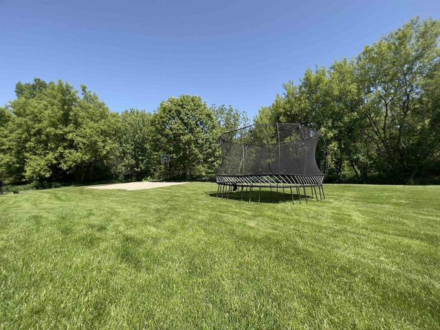 1918 Corinth Drive, Sun Prairie, WI 53590