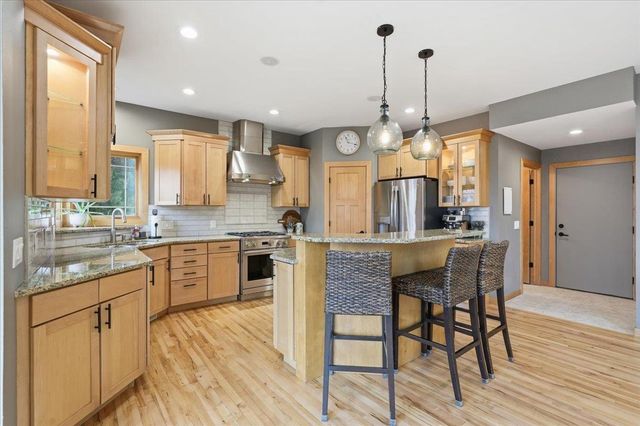 1918 Corinth Drive, Sun Prairie, WI 53590