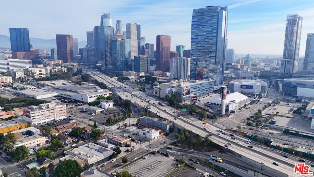 1211 W 11th Street, Los Angeles, CA 90015