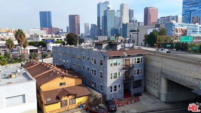 1211 W 11th Street, Los Angeles, CA 90015
