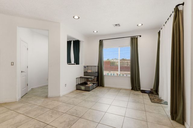 3229 Llano Vista Loop NE, Rio Rancho, NM 87124