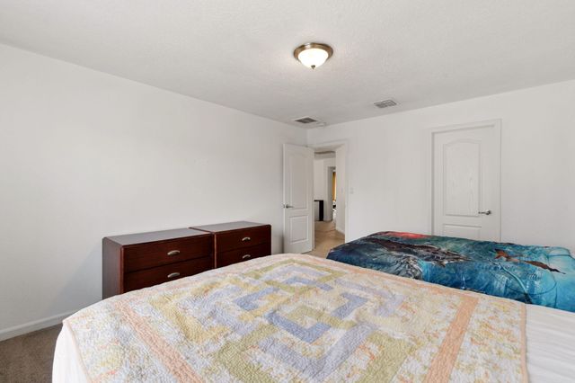 3229 Llano Vista Loop NE, Rio Rancho, NM 87124