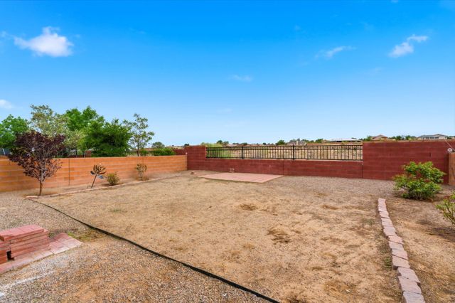 3229 Llano Vista Loop NE, Rio Rancho, NM 87124