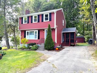 11 Springwood Ave, Stoughton, MA 02072