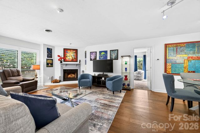 9 Ravencroft Lane B-9 and Garage 2 Unit D, Asheville, NC 28803