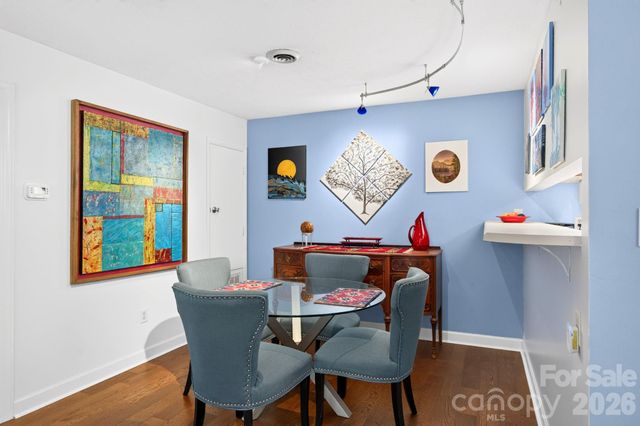 9 Ravencroft Lane B-9 and Garage 2 Unit D, Asheville, NC 28803
