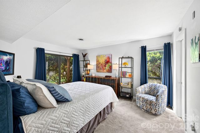 9 Ravencroft Lane B-9 and Garage 2 Unit D, Asheville, NC 28803